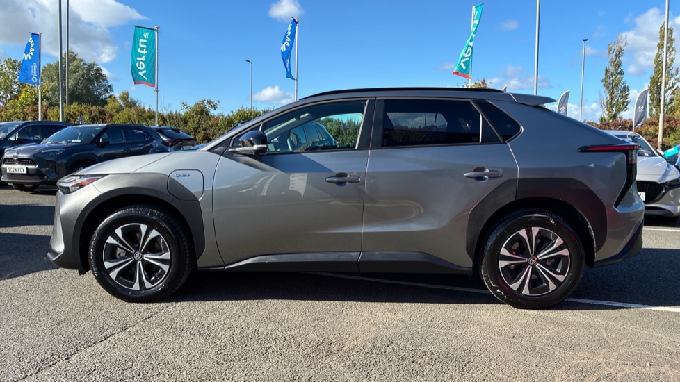 Toyota bZ4X 150kW Motion 71.4kWh 5dr Auto [11kW] Electric Hatchback - Image 24