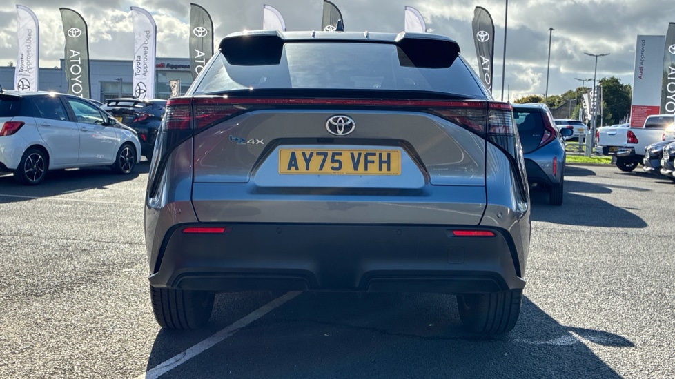 Toyota bZ4X 150kW Motion 71.4kWh 5dr Auto [11kW] Electric Hatchback - Image 26