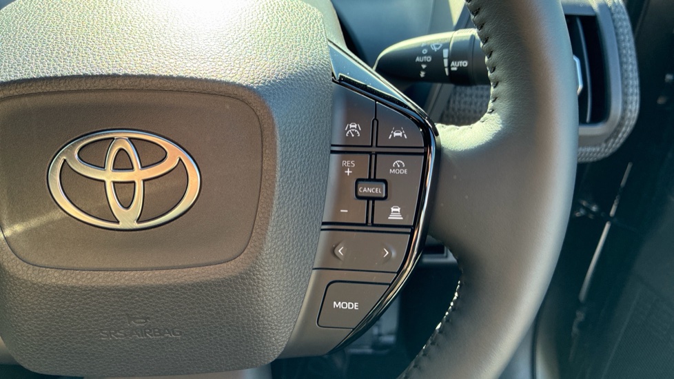 Toyota bZ4X 150kW Motion 71.4kWh 5dr Auto [11kW] Electric Hatchback - Image 30