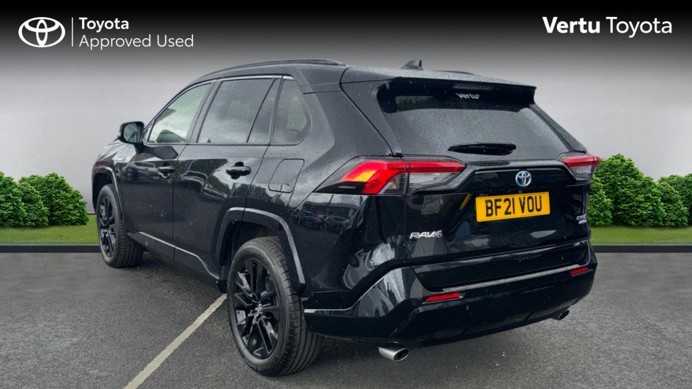 Toyota RAV4 2.5 VVT-i Hybrid Black Edition 5dr CVT Hybrid Estate - Image 4