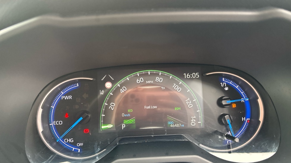 Toyota RAV4 2.5 VVT-i Hybrid Black Edition 5dr CVT Hybrid Estate - Image 11