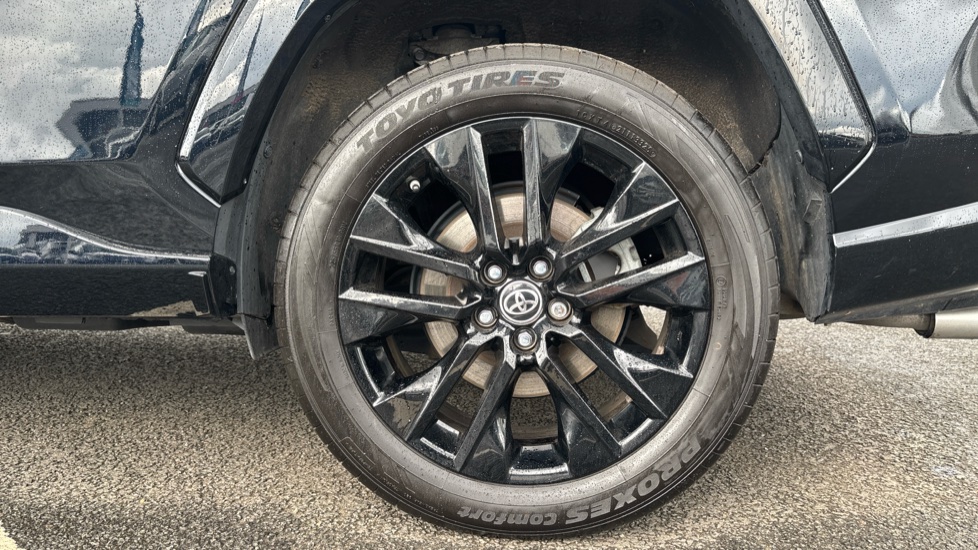 Toyota RAV4 2.5 VVT-i Hybrid Black Edition 5dr CVT Hybrid Estate - Image 25