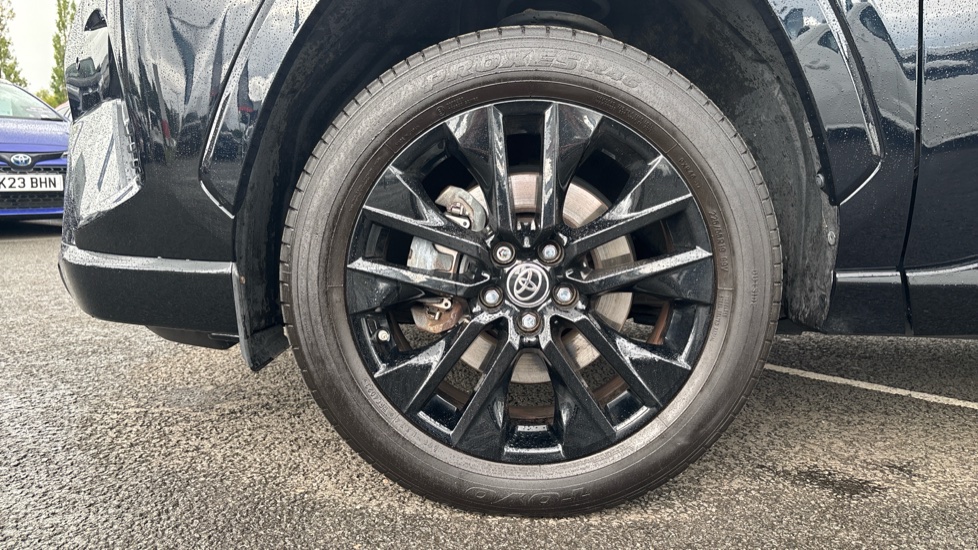 Toyota RAV4 2.5 VVT-i Hybrid Black Edition 5dr CVT Hybrid Estate - Image 29