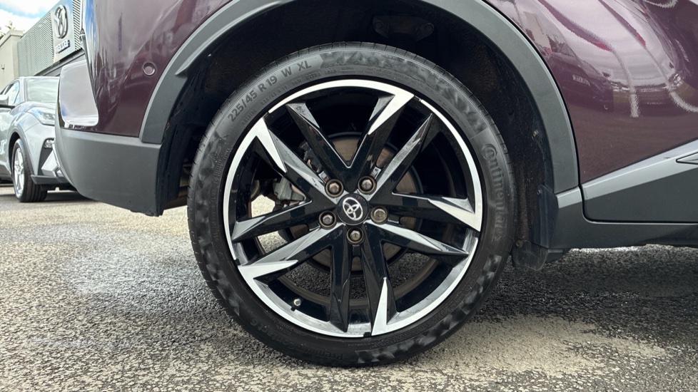 Toyota C-HR 1.8 Hybrid GR Sport 5dr CVT Hybrid Hatchback - Image 25