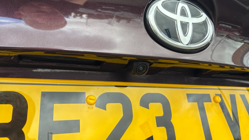 Toyota C-HR 1.8 Hybrid GR Sport 5dr CVT Hybrid Hatchback - Image 29