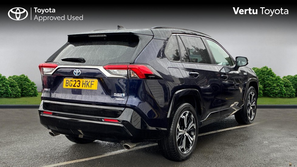 Toyota RAV4 2.5 PHEV Dynamic 5dr CVT Estate - Image 2