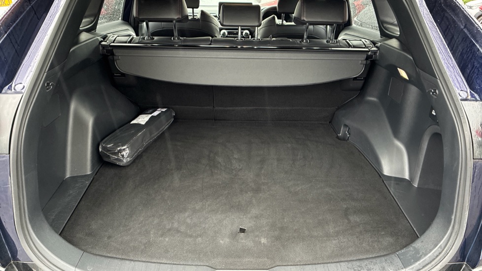 Toyota RAV4 2.5 PHEV Dynamic 5dr CVT Estate - Image 13