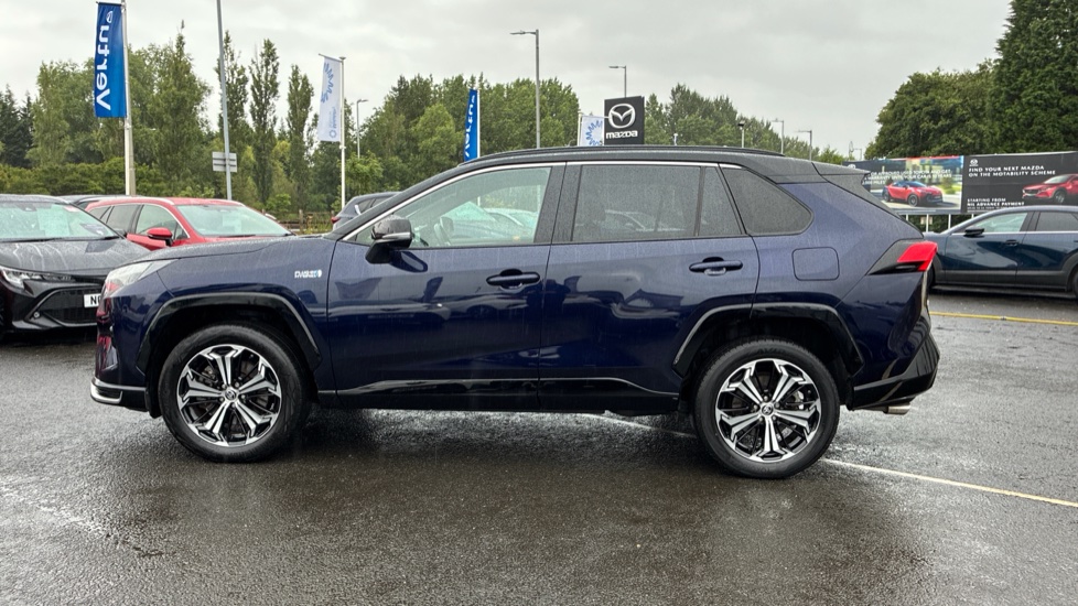 Toyota RAV4 2.5 PHEV Dynamic 5dr CVT Estate - Image 24