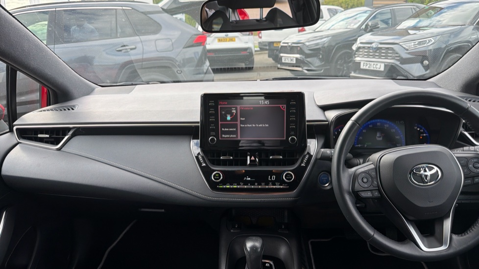 Toyota Corolla 1.8 VVT-i Hybrid Icon 5dr CVT Hybrid Estate - Image 6