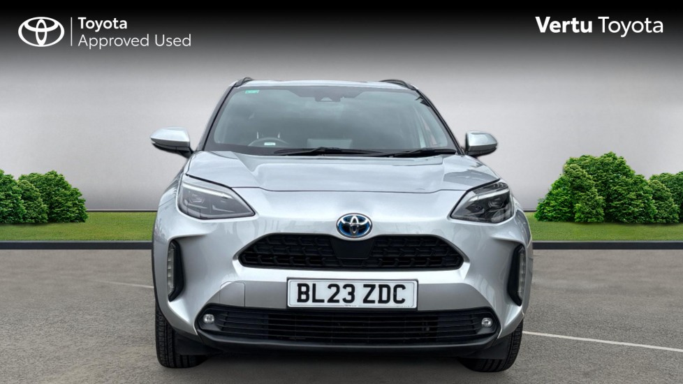 Toyota Yaris Cross 1.5 Hybrid Design 5dr CVT Hybrid Estate - Image 22