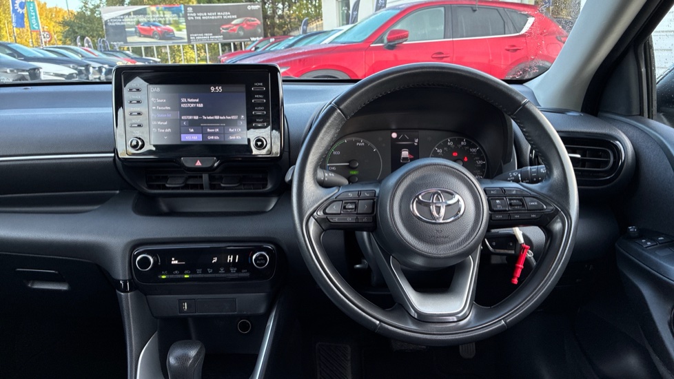 Toyota Yaris 1.5 Hybrid Icon 5dr CVT Hybrid Hatchback - Image 7