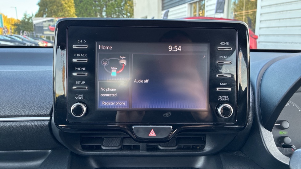 Toyota Yaris 1.5 Hybrid Icon 5dr CVT Hybrid Hatchback - Image 9