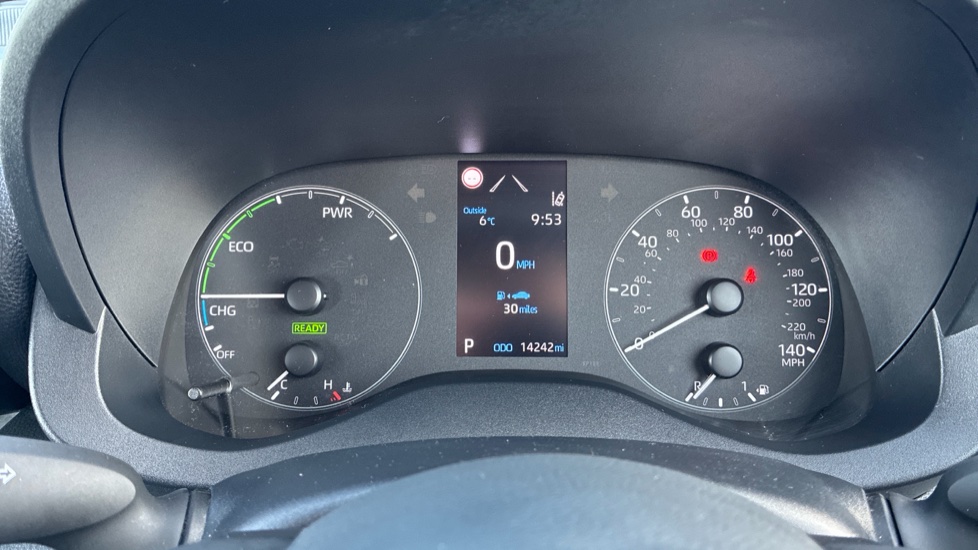Toyota Yaris 1.5 Hybrid Icon 5dr CVT Hybrid Hatchback - Image 11