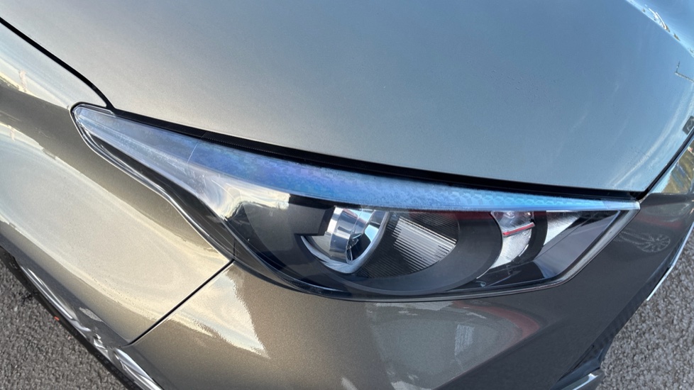 Toyota Yaris 1.5 Hybrid Icon 5dr CVT Hybrid Hatchback - Image 20