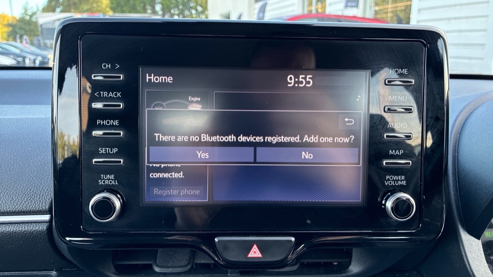 Toyota Yaris 1.5 Hybrid Icon 5dr CVT Hybrid Hatchback - Image 43