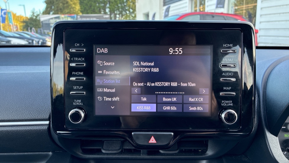 Toyota Yaris 1.5 Hybrid Icon 5dr CVT Hybrid Hatchback - Image 46