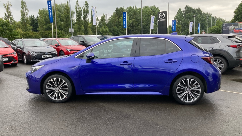 Toyota Corolla 1.8 Hybrid Design 5dr CVT Hybrid Hatchback - Image 24