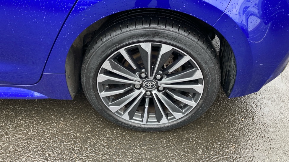 Toyota Corolla 1.8 Hybrid Design 5dr CVT Hybrid Hatchback - Image 35