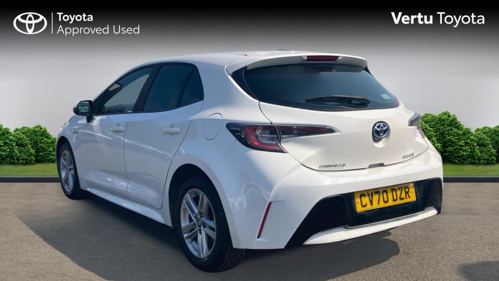 Toyota Corolla 1.8 VVT-i Hybrid Icon 5dr CVT Hybrid Hatchback - Image 4