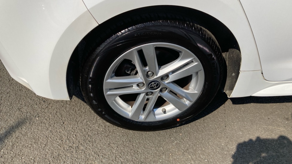 Toyota Corolla 1.8 VVT-i Hybrid Icon 5dr CVT Hybrid Hatchback - Image 29