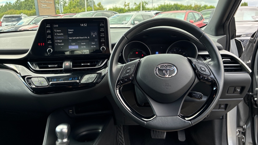 Toyota C-HR 1.8 Hybrid Icon 5dr CVT Hybrid Hatchback - Image 7