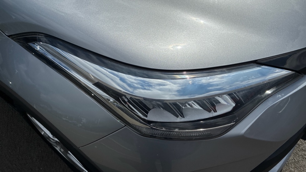 Toyota C-HR 1.8 Hybrid Icon 5dr CVT Hybrid Hatchback - Image 20