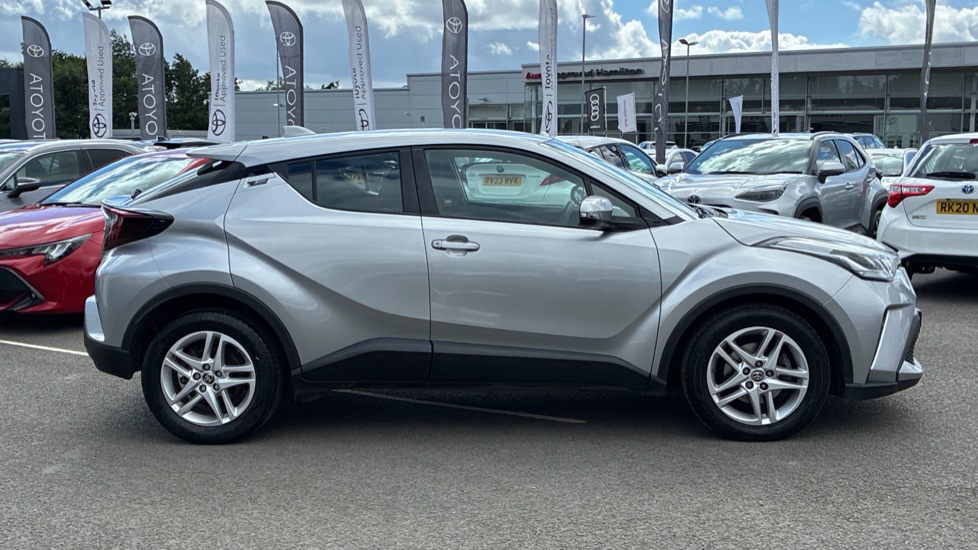 Toyota C-HR 1.8 Hybrid Icon 5dr CVT Hybrid Hatchback - Image 23