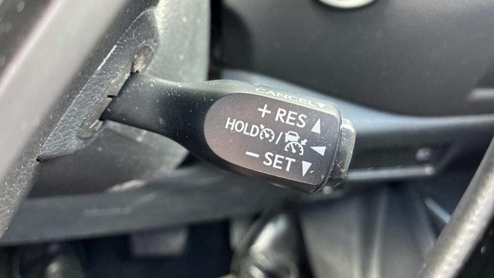 Toyota C-HR 1.8 Hybrid Icon 5dr CVT Hybrid Hatchback - Image 33