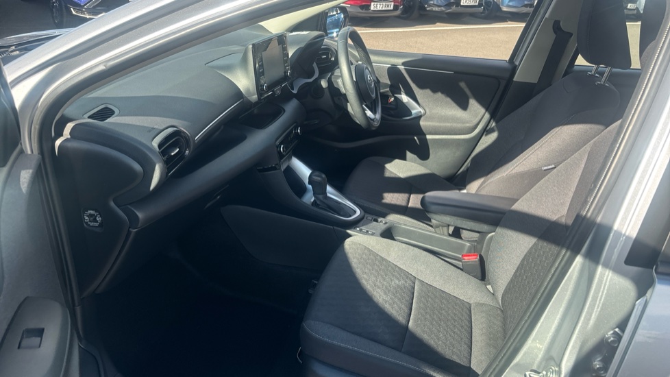 Toyota Yaris 1.5 Hybrid Icon 5dr CVT Hybrid Hatchback - Image 5
