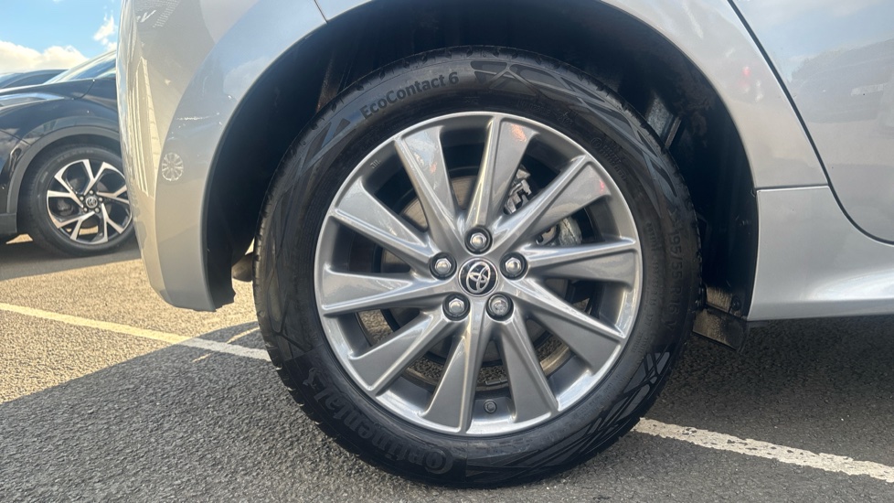 Toyota Yaris 1.5 Hybrid Icon 5dr CVT Hybrid Hatchback - Image 25