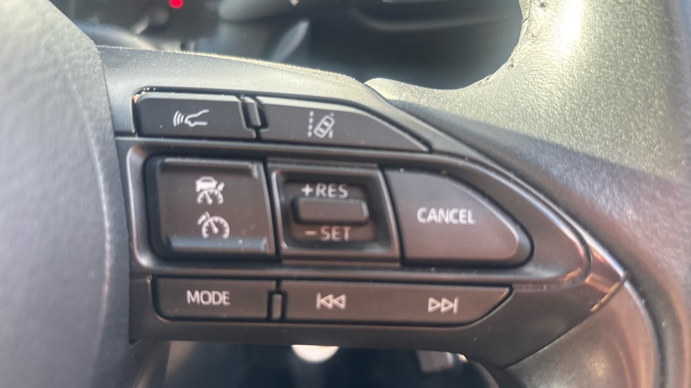 Toyota Yaris 1.5 Hybrid Icon 5dr CVT Hybrid Hatchback - Image 34