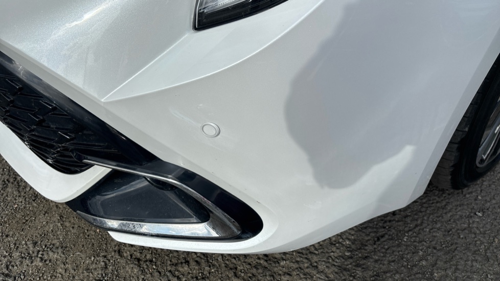Toyota Corolla 1.8 Hybrid Design 5dr CVT Hybrid Estate - Image 29
