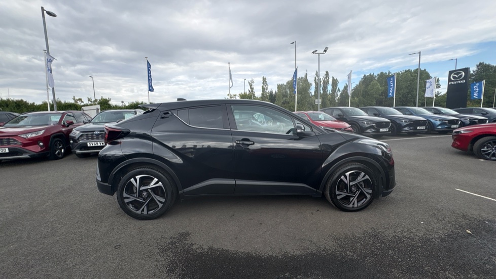 Toyota C-HR 1.8 Hybrid Design 5dr CVT Hybrid Hatchback - Image 23