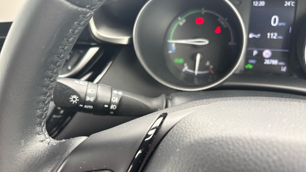 Toyota C-HR 1.8 Hybrid Design 5dr CVT Hybrid Hatchback - Image 43
