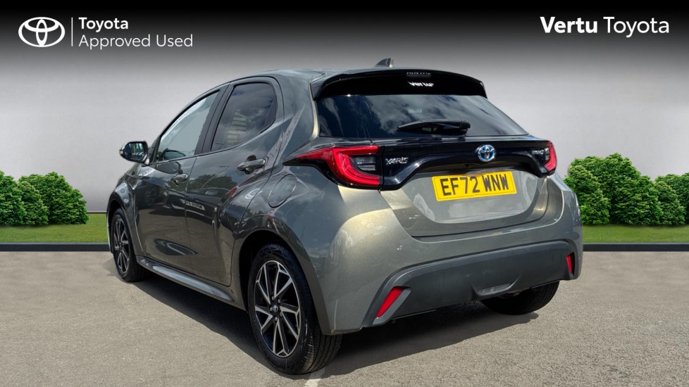 Toyota Yaris 1.5 Hybrid Design 5dr CVT Hybrid Hatchback - Image 4