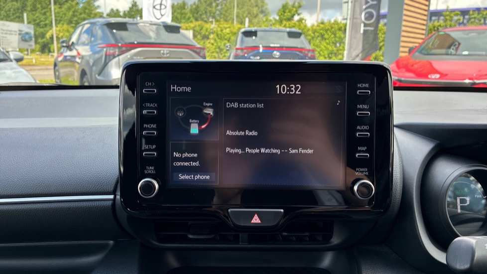 Toyota Yaris 1.5 Hybrid Design 5dr CVT Hybrid Hatchback - Image 9
