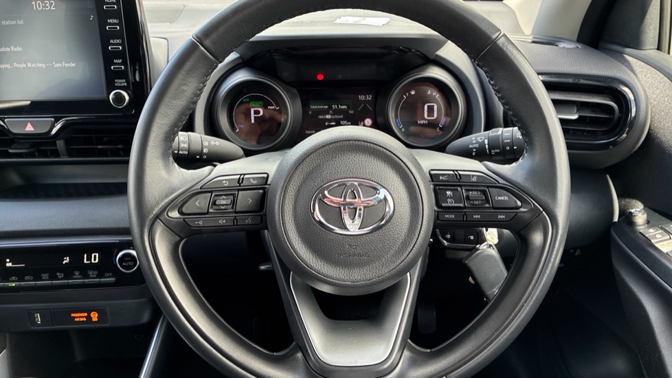 Toyota Yaris 1.5 Hybrid Design 5dr CVT Hybrid Hatchback - Image 10