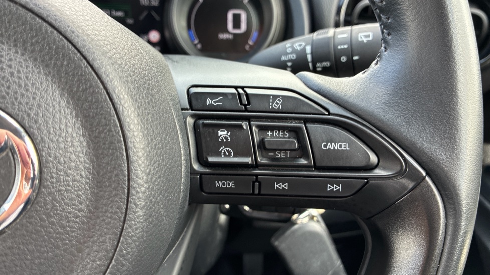 Toyota Yaris 1.5 Hybrid Design 5dr CVT Hybrid Hatchback - Image 31