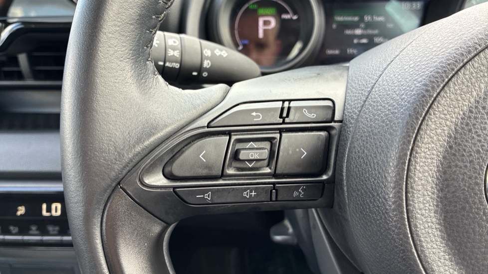 Toyota Yaris 1.5 Hybrid Design 5dr CVT Hybrid Hatchback - Image 42