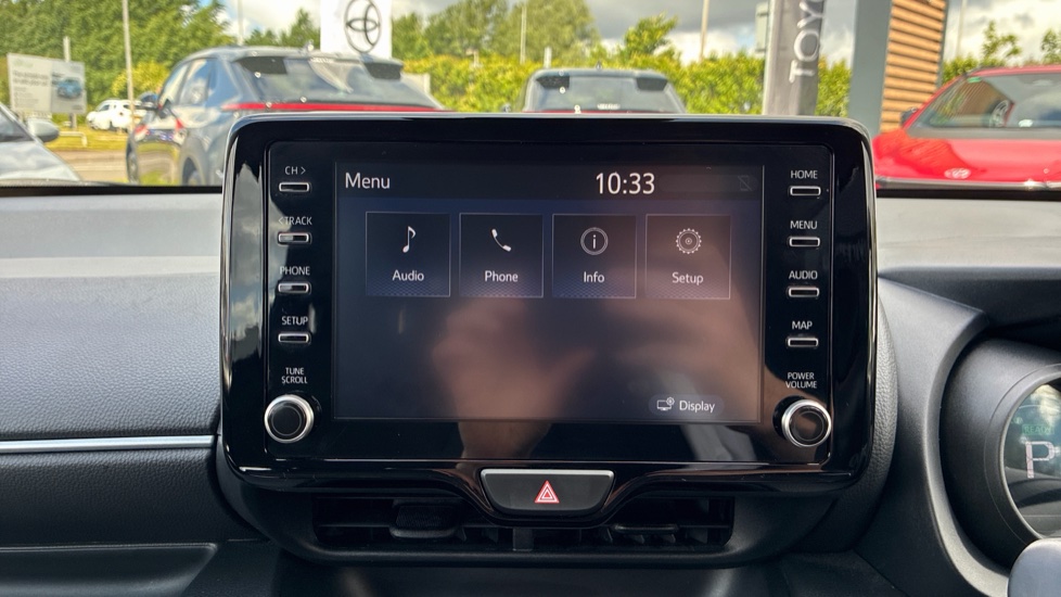 Toyota Yaris 1.5 Hybrid Design 5dr CVT Hybrid Hatchback - Image 47