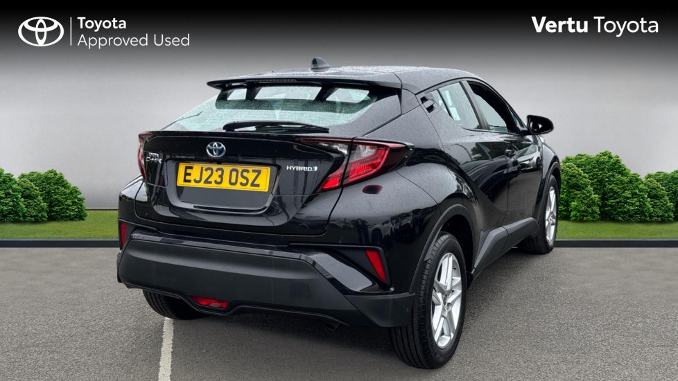 Toyota C-HR 1.8 Hybrid Icon 5dr CVT Hybrid Hatchback - Image 2