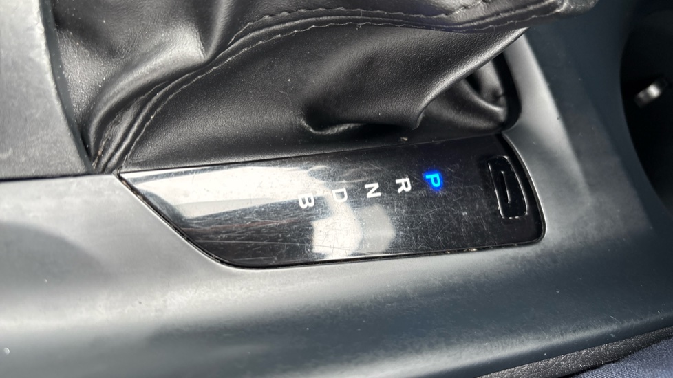 Toyota C-HR 1.8 Hybrid Icon 5dr CVT Hybrid Hatchback - Image 34