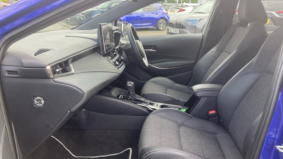 Toyota Corolla 1.8 Hybrid Design 5dr CVT Hybrid Estate - Image 5