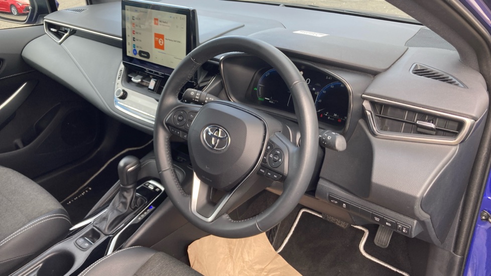 Toyota Corolla 1.8 Hybrid Design 5dr CVT Hybrid Estate - Image 34