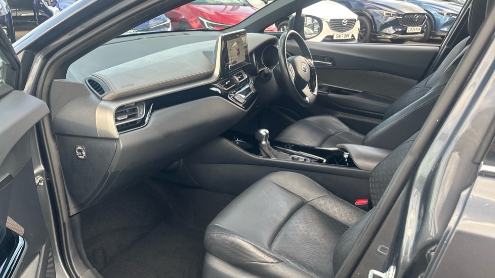 Toyota C-HR 1.8 Hybrid Excel 5dr CVT Hybrid Hatchback - Image 5