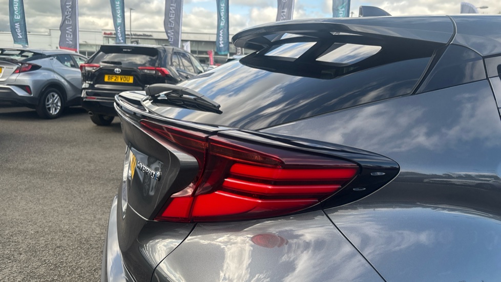 Toyota C-HR 1.8 Hybrid Excel 5dr CVT Hybrid Hatchback - Image 21