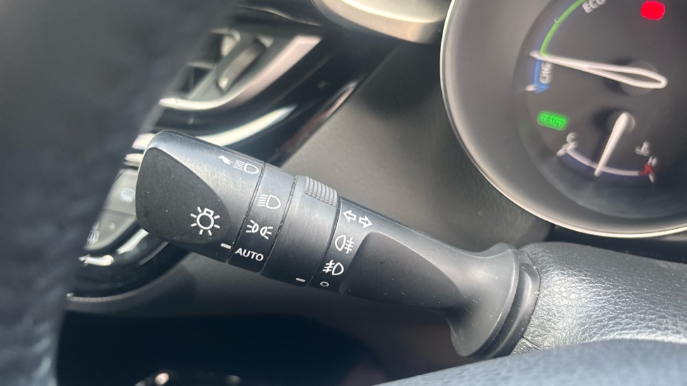 Toyota C-HR 1.8 Hybrid Excel 5dr CVT Hybrid Hatchback - Image 39