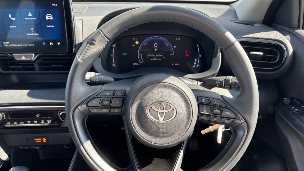 Toyota Yaris 1.5 Hybrid Design 5dr CVT Hybrid Hatchback - Image 10