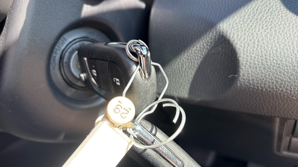 Toyota Yaris 1.5 Hybrid Design 5dr CVT Hybrid Hatchback - Image 16