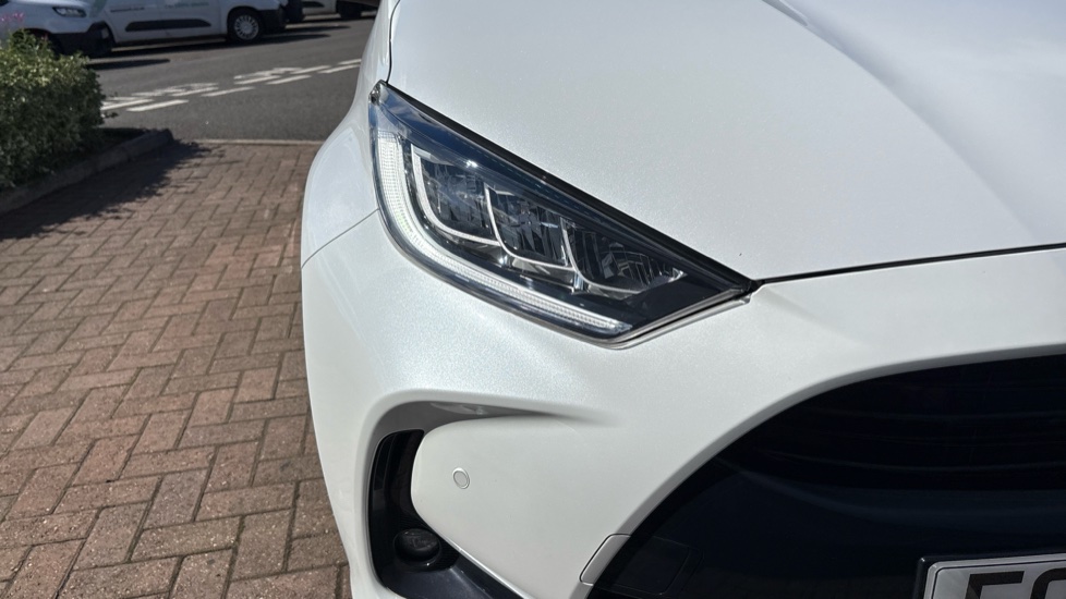 Toyota Yaris 1.5 Hybrid Design 5dr CVT Hybrid Hatchback - Image 20